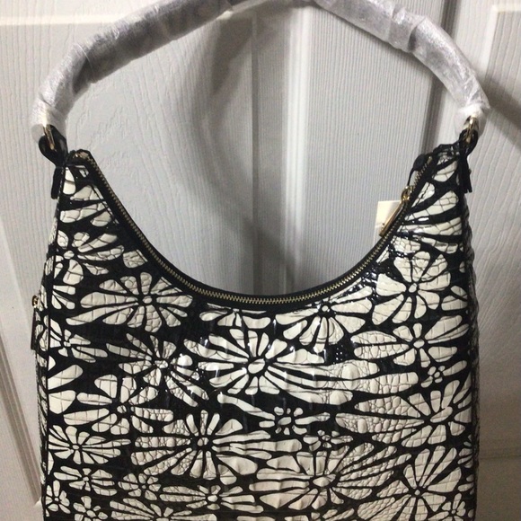 Brahmin Leather Daisy Batik Black /White Elegant Shoulder Bag. 
NEW WITH TAGS - Picture 8 of 10